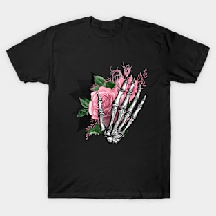 Skull and Pink Roses skull art design T-Shirt